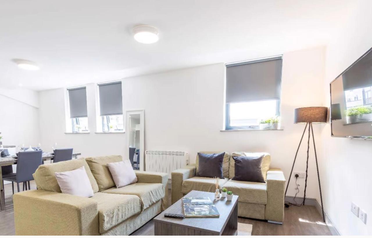 Vibrant Rooms For Students Only, Leeds - Sk Leeds (West Yorkshire) Exterior foto